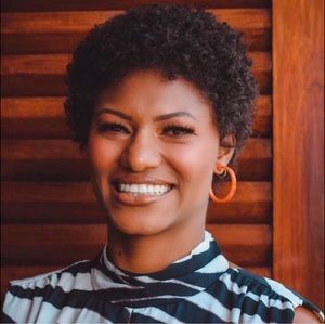 Meet your Posher, Mariele